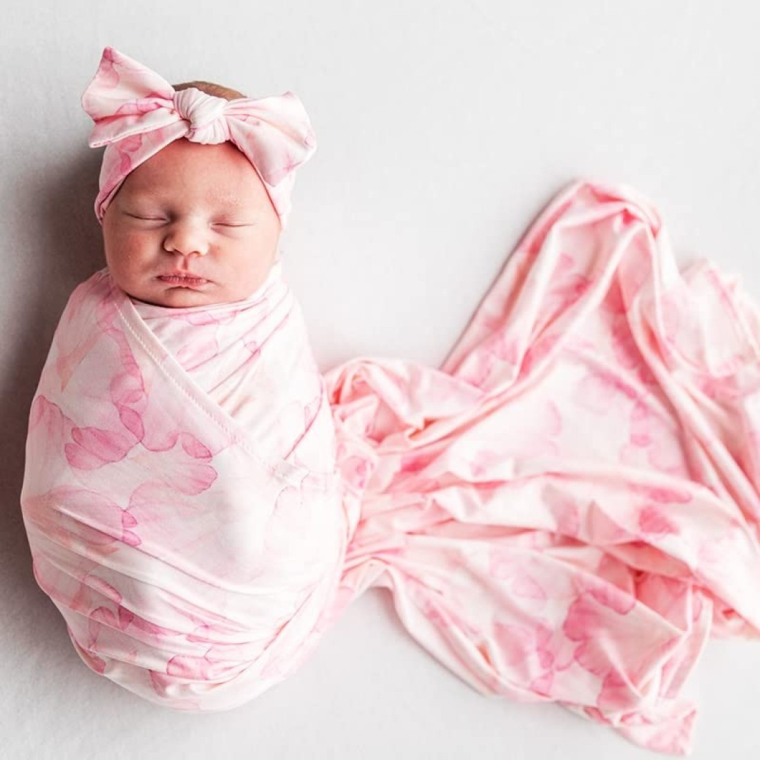 SINCERELY COZY Luxury Rayon from Bamboo Headband &amp; Baby Swaddle for Newborns 0-3 Months, Rose Petal Love Newborn Swaddle Blanket for Baby Girls, Hypoallergenic, Breathable &amp; Buttery Soft