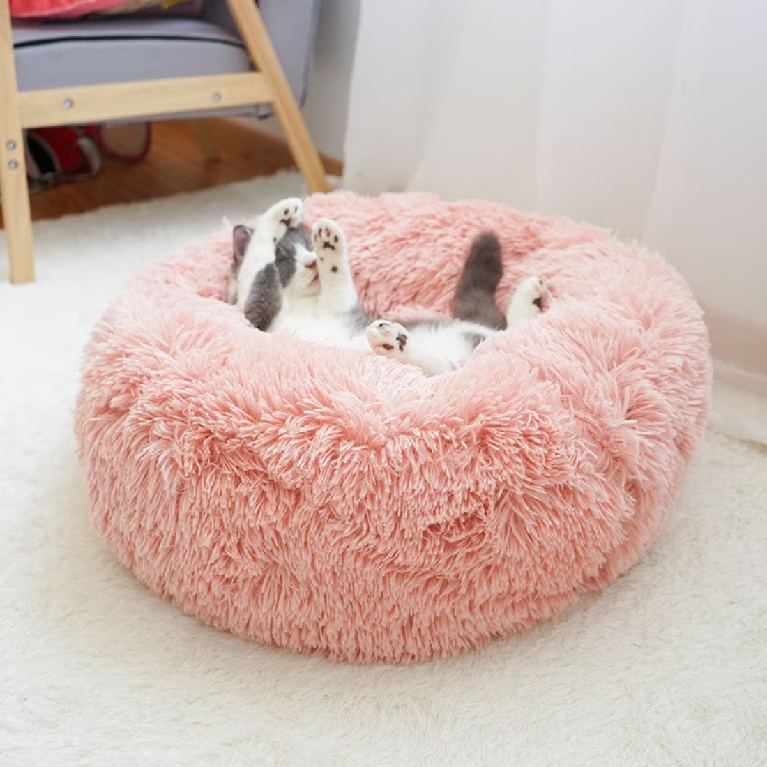 Mei Homecenter Round Cat &amp; Dog Pet Bed Comfortable Plush Ultra Soft Cushion Self Warming Pet Bed Made With Faux Fux With Waterproof Bottom Diamater 50CM.