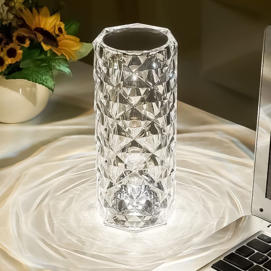 Crystal Lamp, Portable Bluetooth speaker Q56