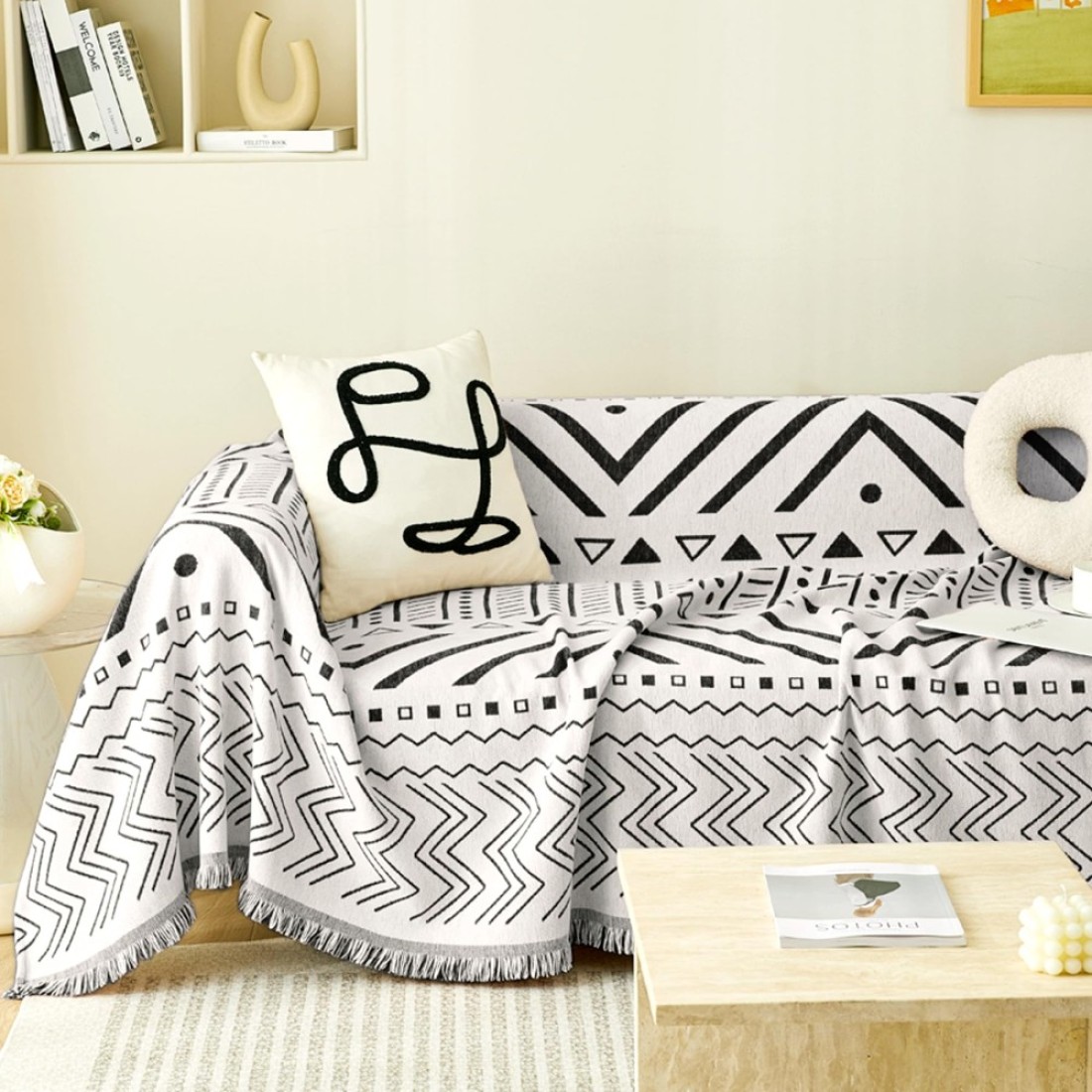 Booque Valley Oversized Couch Cover Blanket Soft Washable Slipcover for Futon Sofa Loveseat, Pet Friendly Reversible Chenille Boho Sofa Protector for Living Room (Large, 72&quot; x 120&quot;, Black and White)