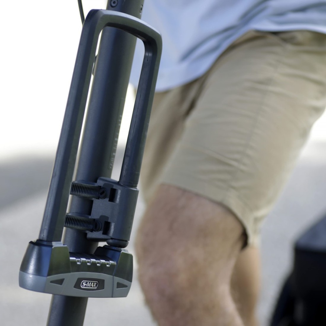 Heavy-Duty U Lock for Bicycles, Electric Scooters, and Motorcycles - Swiss-Engineered Anti-Theft Lock with Thick Hardened Steel and Silicone Outer Coating, Includes 4 Keys &amp; 2 Mounting Brackets.