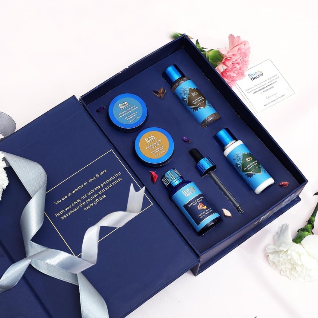 Premium Ayurvedic Beauty Gift Set for Women &amp; Men Blue Nectar Face Serum, Scrub, Face Wash, Cream &amp; Lotion with Herbal Ingredients Ideal Christmas Holidays Gift for Mom, Dad,Girlfriend &amp; Coworkers