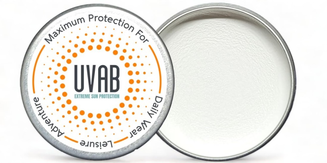 UVAB Zinc Sunscreen Opaque White 15ml TravelSized Pot for Ultimate Sun Protection in Extreme Conditions Perfect for Holidays Skiing Climbing Beach and Leisure Activities