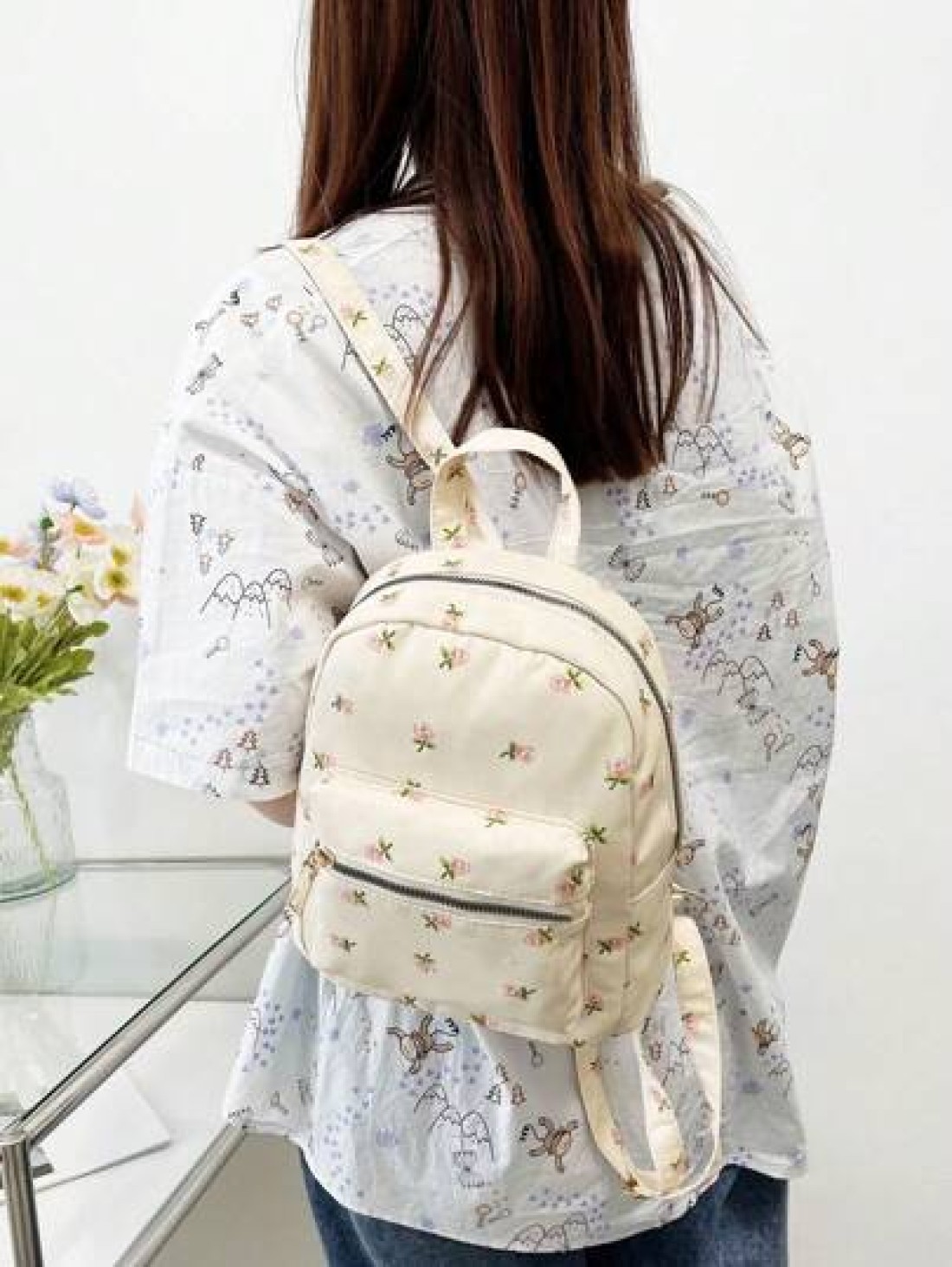 Floral Print Backpack Lightweight Allover Floral Graphic Curved Top Backpack School Bag College Style Fashion Zipper Student Girls Backpack New Back To School Backpack Butterfly Pattern Classic Backpa