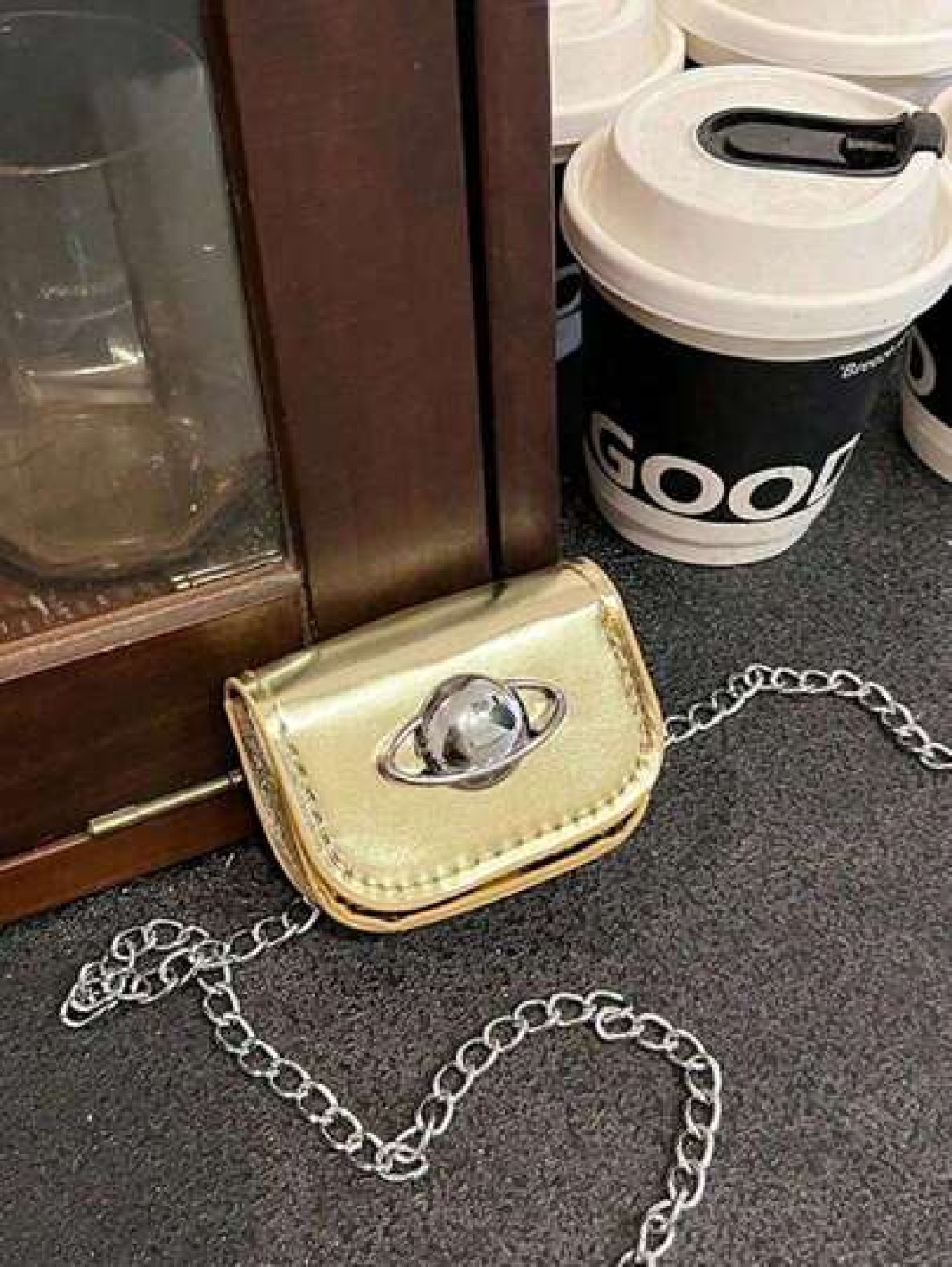 One Piece Mini Pu Flip Crossbody Bag Stylish And Simple Design Fashionable And Personalized Celebrity Decoration Planet Printed Mini Lipstick With Chain Bag Mini Wallet Crossbody Waist Bag Chain Decor
