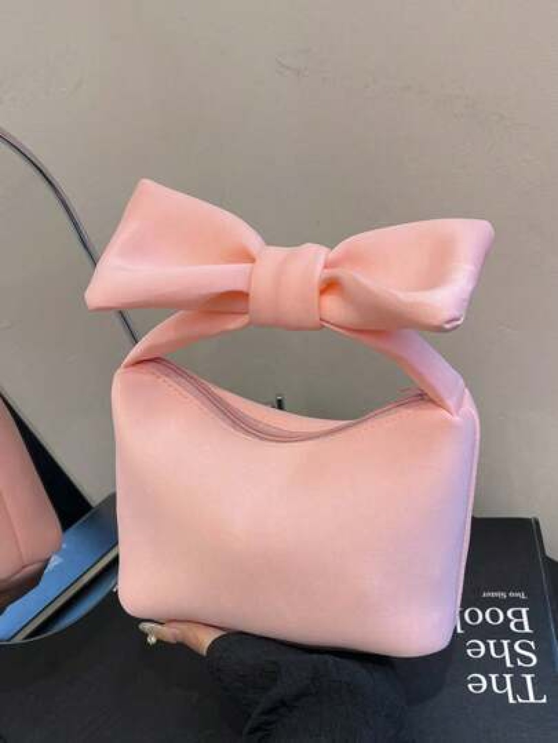 1pc New Japanese Style Big Bow Handbag Casual And Simple Zipper Design Pu Material High End Solid Color Matching Suitable For School And Travel Can Easily Accommodate Daily Necessities Versatile Items