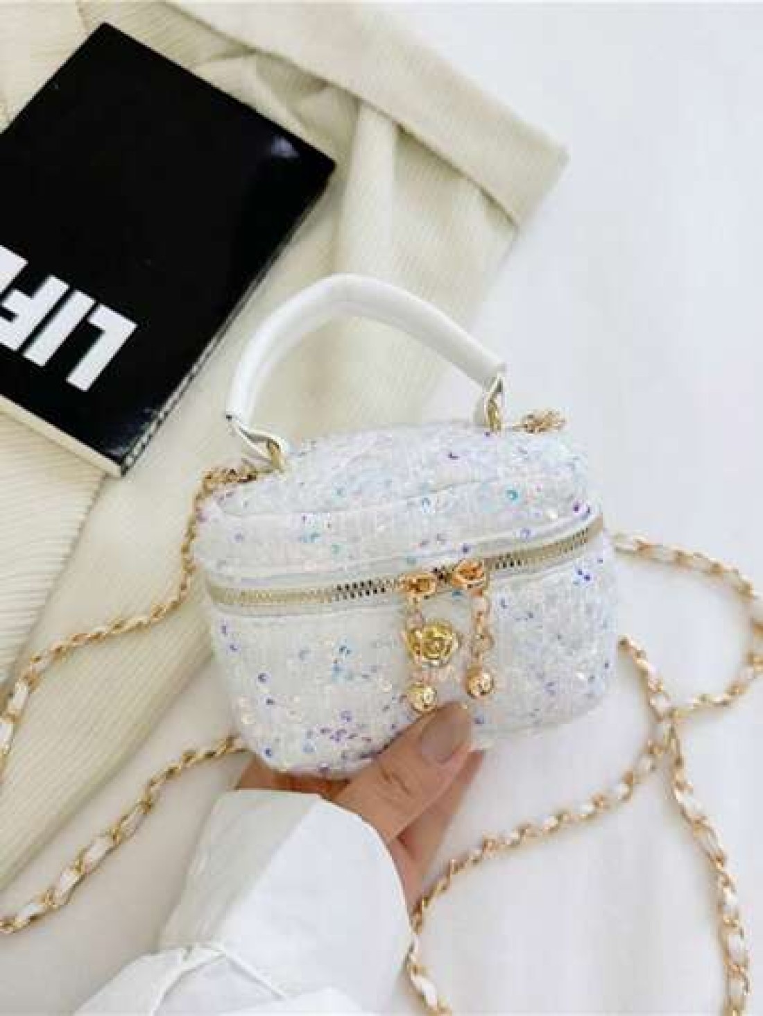 1pc Bucket Bag Diamond Bag High End Parent Child Handbag Fashionable Personalized Multifunctional Bag Cartoon Cute Flower Sequin Chain Handbag Niche Design Shoulder Crossbody Suitable For Shopping Tra