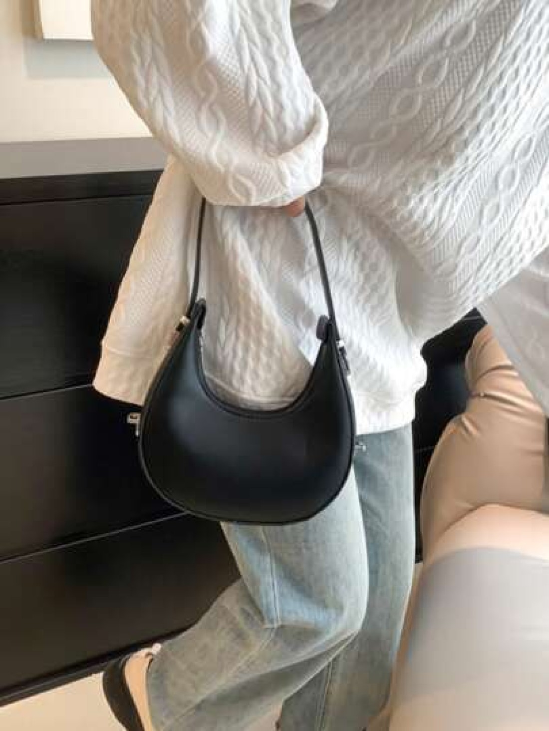 1 Piece Of Girls Candy Color Pu Zipper Closure Cute Handbag Suitable For Daily Use Versatile Mobile Phone Bag Key Bag Earphone Bag Compact Design Light And Easy To Carry