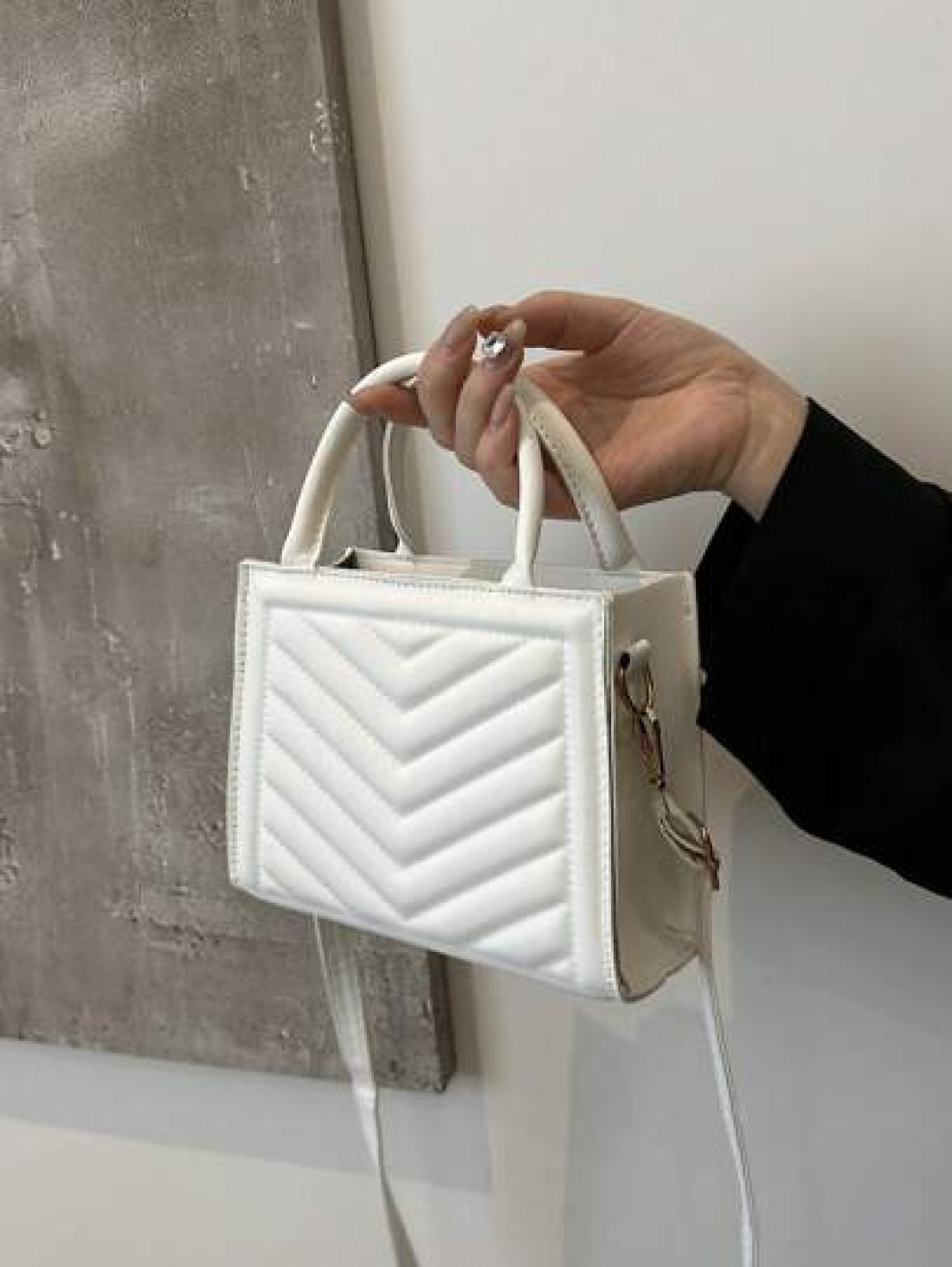 1pc Fashionable Commuting Texture Indentation Rhombus Bag Simple Casual One Shoulder Crossbody Small Square Bag Simple Hand Held Large Capacity Bag Popular Retro Fashion Crossbody Bag Fashion Shoulder