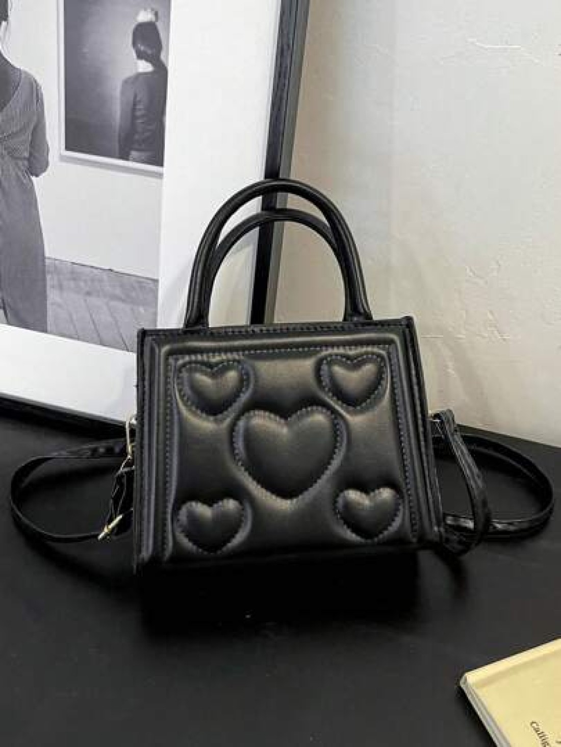 1pc Pu Zipper Opening And Closing Fashionable Small Fresh Love Indentation Handbag Korean Simple Solid Color Versatile Shoulder Messenger Bag Niche Design Comfortable Adjustable Shoulder Strap Versati