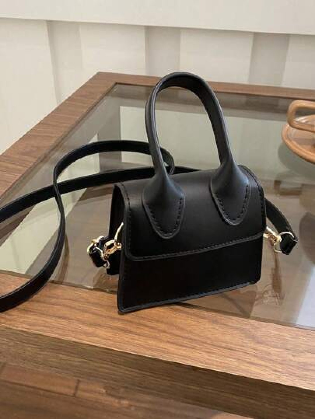 1pc Girls Solid Color PU Flap Closure Mini Handbag Retro Fashion Tote Crossbody Shoulder Bag Suitable For Daily Use