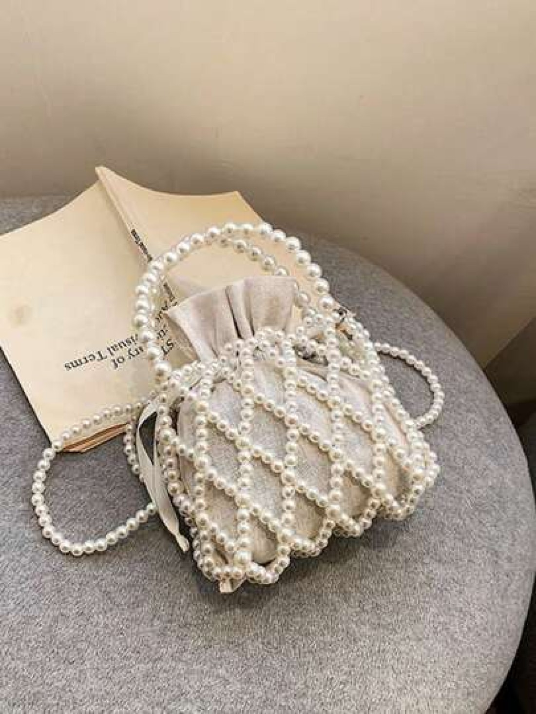 1pc Girls Plastic Nylon French Retro Beaded Bucket Pearled Handbag Suitable For Spring Summer Daily Use Crossbody Vertical Or Horizontal Random Inner Lining Random