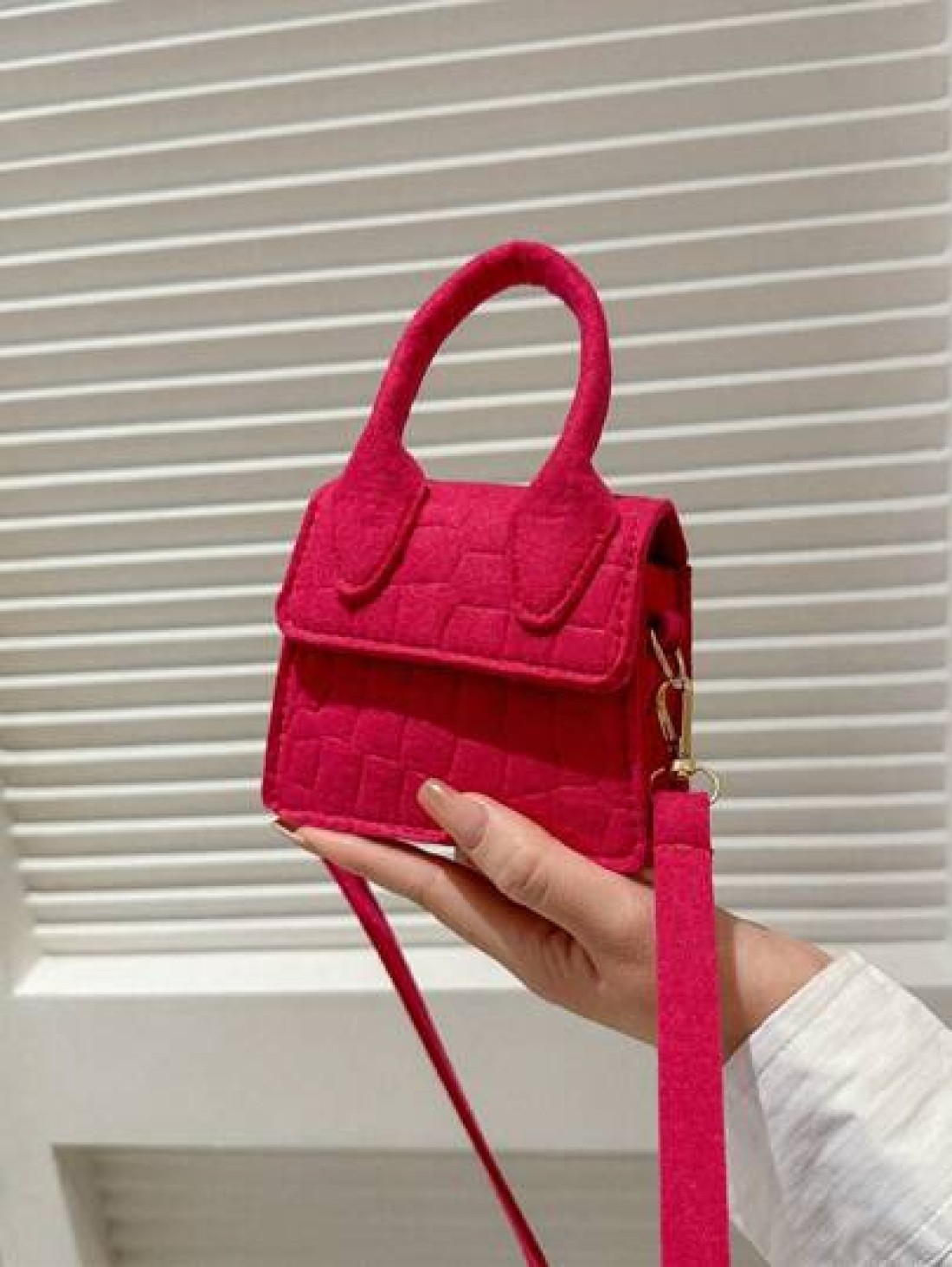 A New Cute Mini Handbag Messenger Bag Versatile Casual Handbag Solid Color Multiple Colors To Choose From Lightweight Coin Purse