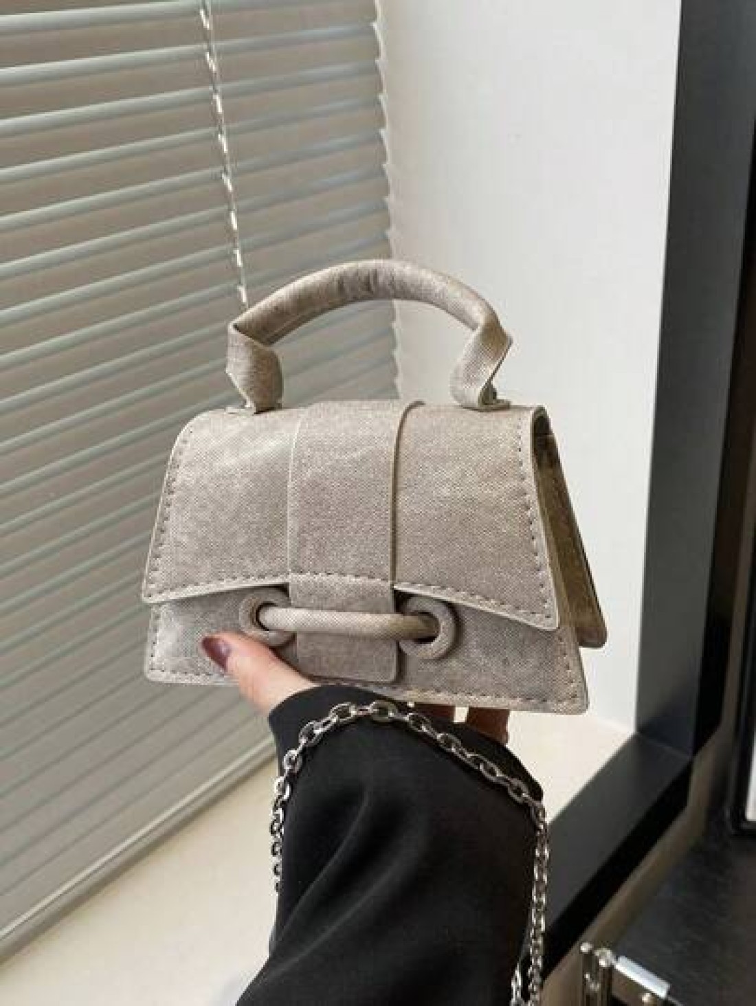 1pc Retro Korean Style Handbag Personalized Fashion Simple Temperament Shoulder Crossbody Small Square Bag Pu Material Magnetic Buckle Closure Adjustable Shoulder Strap Suitable For Teenagers Shopping