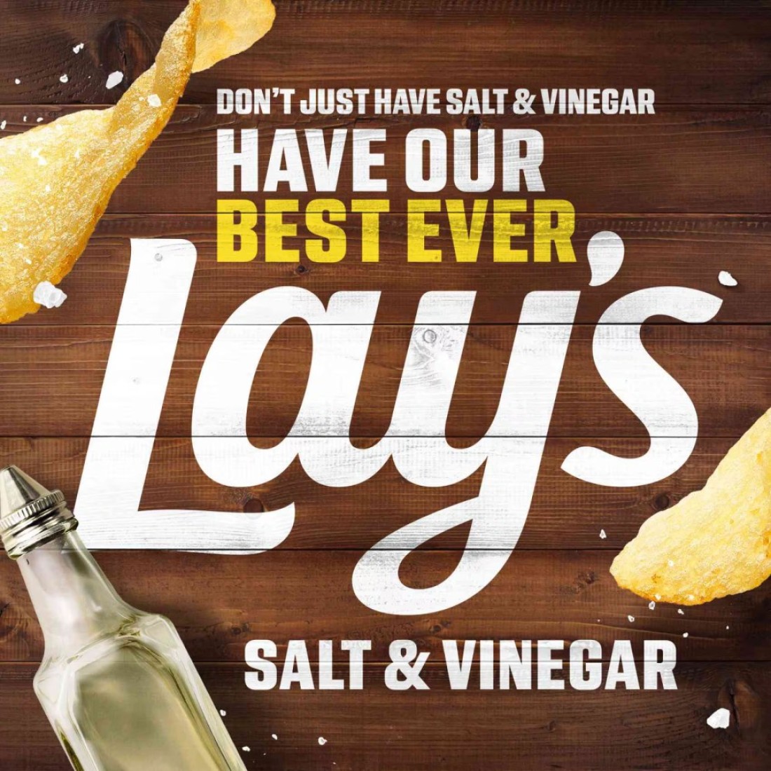 Lay&#39;s Salt And Vinegar Flavoured Potato Chips 12g Pack of 21