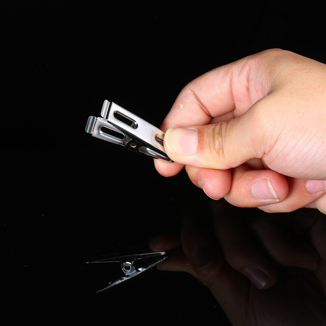 Generic-20 Pcs Clothespins Stainless Steel Clothes Clips Metal Sealing Clip Socks Clothing Pegs Household Clothespin Clips for School Office Stationery