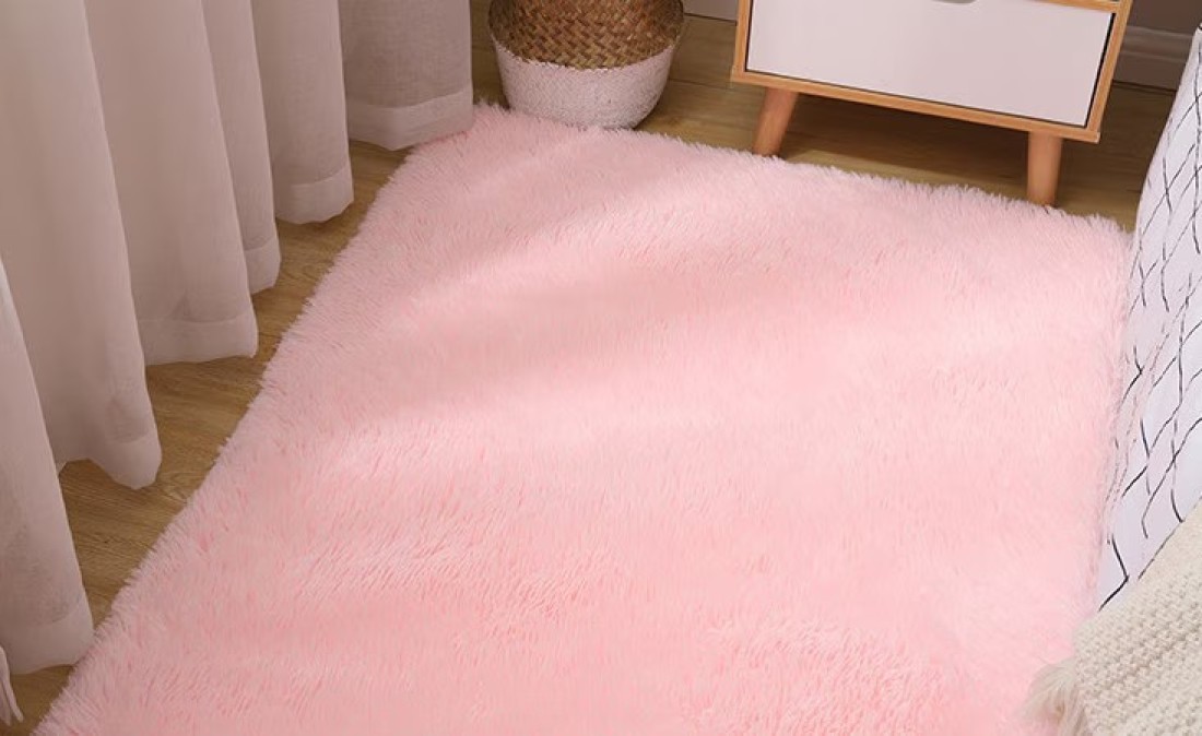 Mei Lifestyle Modern Wool Fluffy Floor Mat Carpet With Anti Slip High Pile Bottom With Upgraded Foam (Size 120&times;160cm)