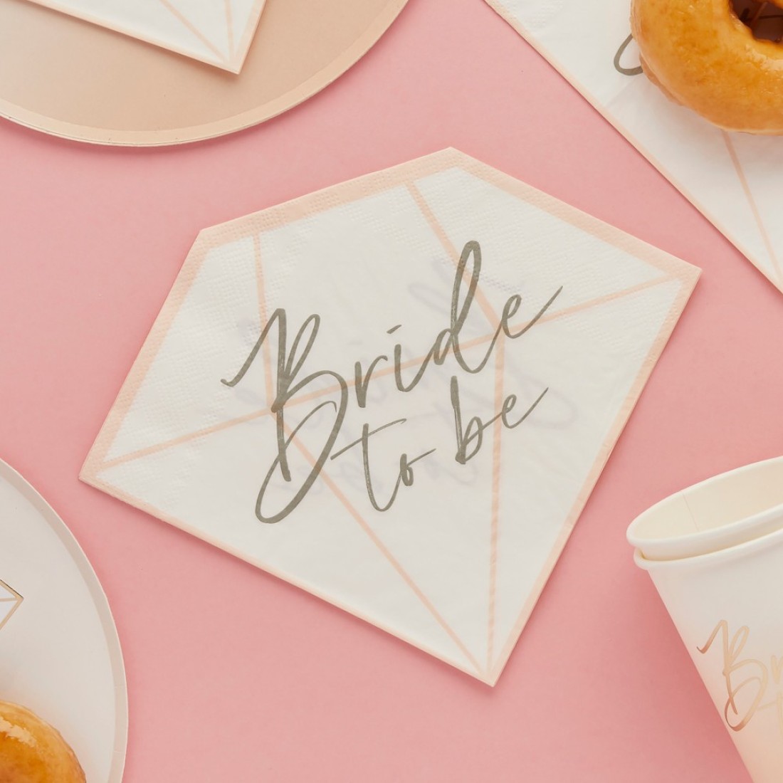 Diamond &#39;Bride to be&#39; Paper Napkins 16/Pack