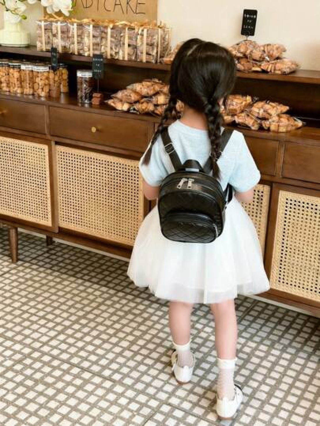 1pc Girls PU Leather Backpack Fashionable Quilted Embroidery Casual Travel Mini Backpack With Zipper Closure Ideal Gift Choice For Outdoor Shopping All Season