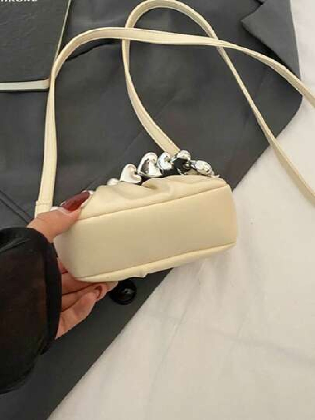 1pc New Fashion Elegant Solid Color Pearl Handbag With Pleats Shoulder Crossbody Bag