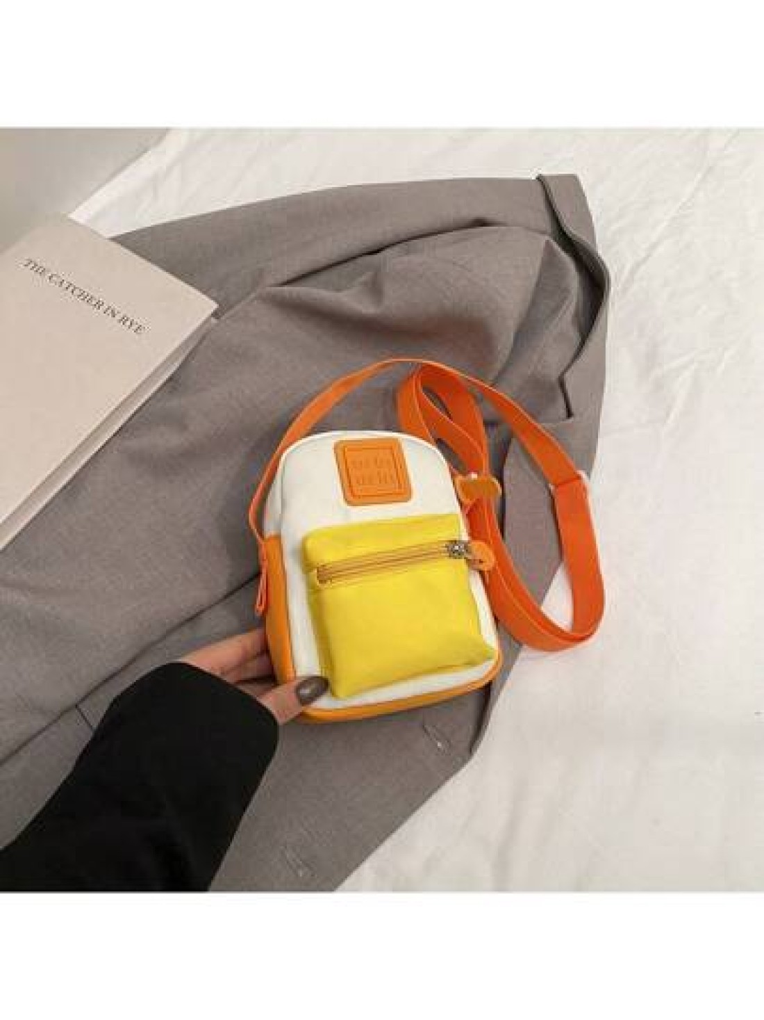 1pc New Contrast Color Shoulder Bag Sporty Casual Nylon Water Resistant Crossbody Bag