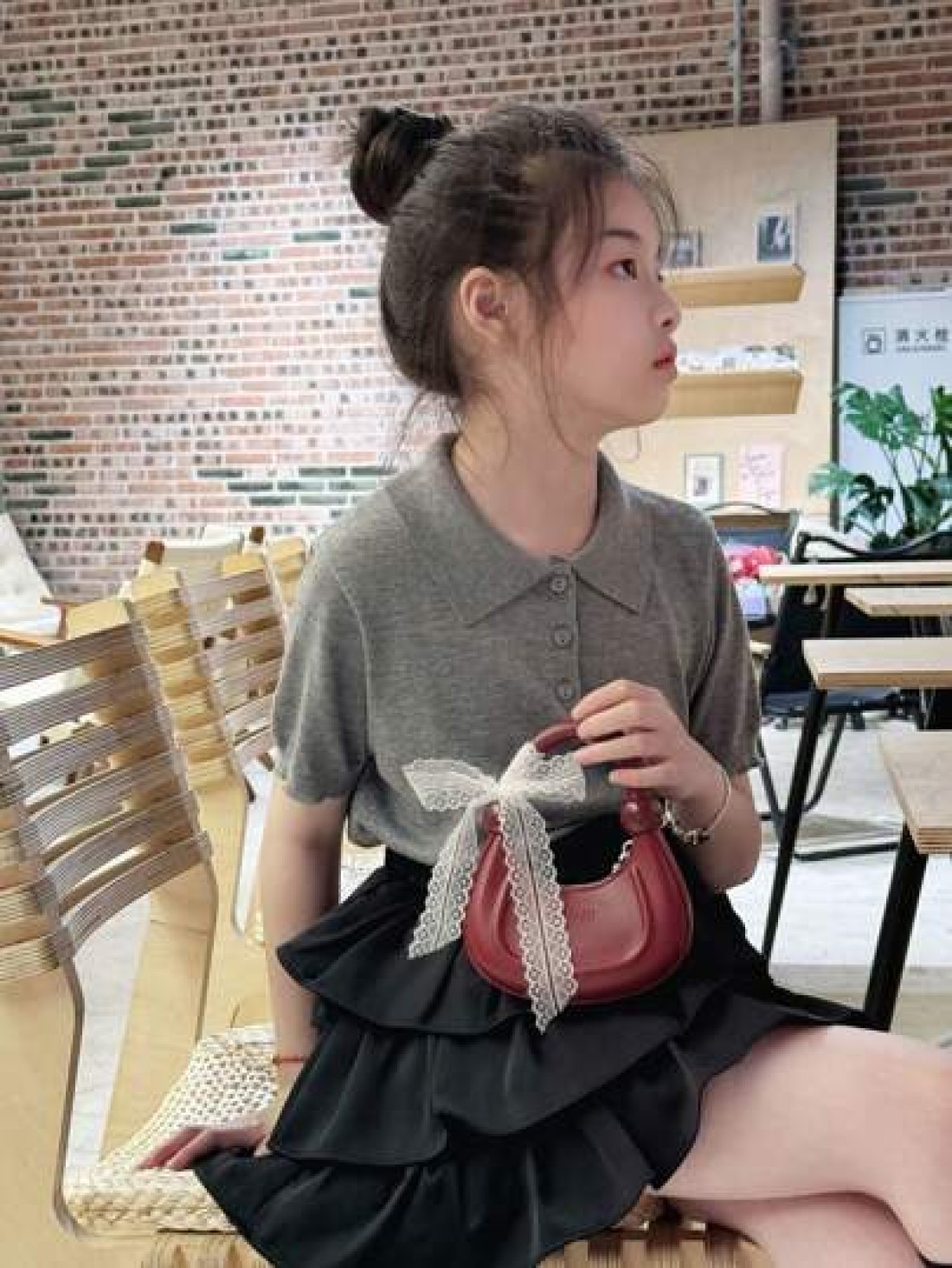 New Fashionable Lace Top Handle Crossbody Mini Moon Hard Shell Accessory Bag Small Women s Purse Suitable For Lipstick Coins Keys