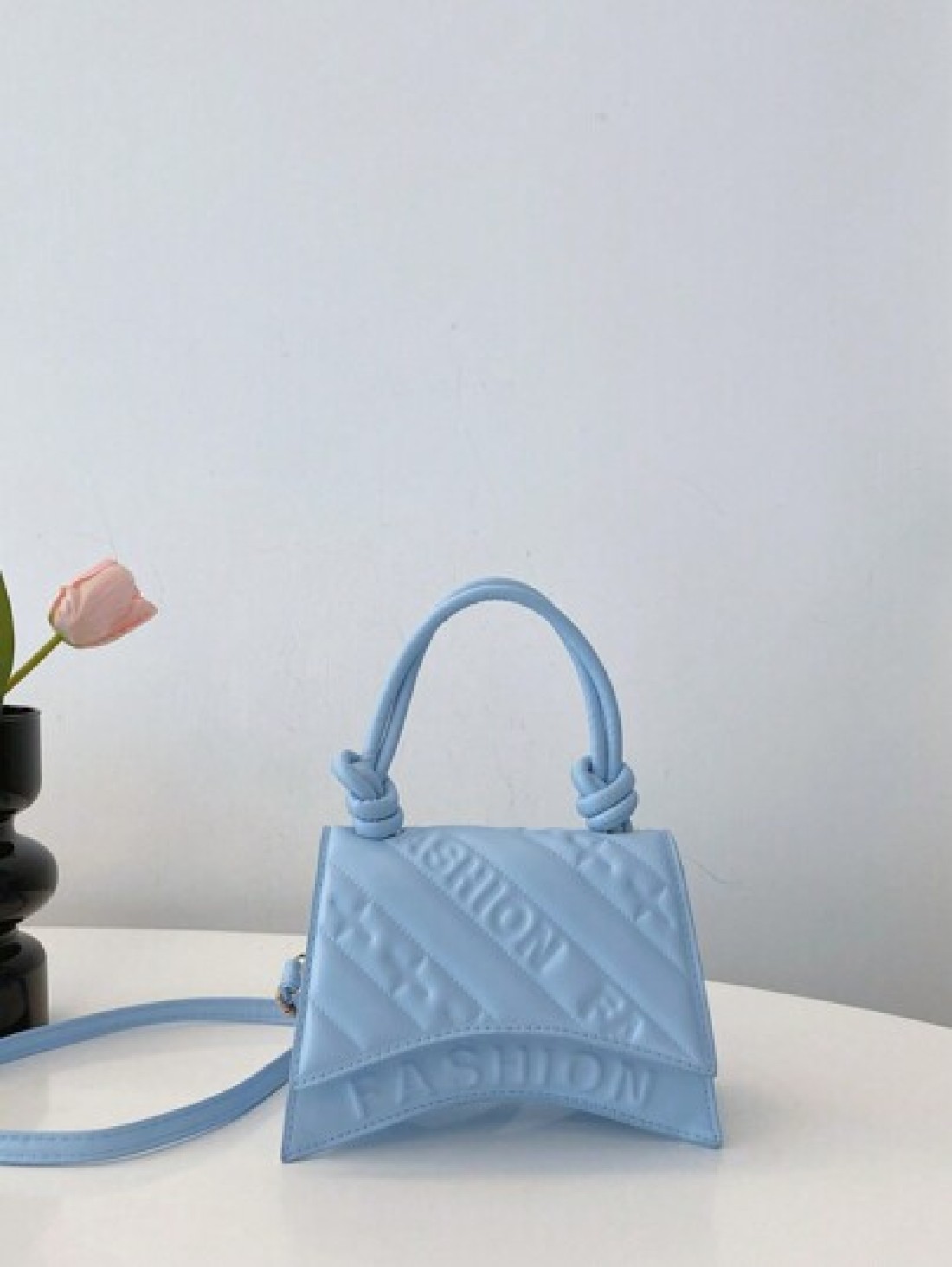 1pc Girls New Pu Striped Indentation Letter Candy Color Handbag Solid Color Western Style Shoulder Crossbody Handbag Small Square Bag Personality Creative Versatile Fashion Elegant Niche Crossbody Bag