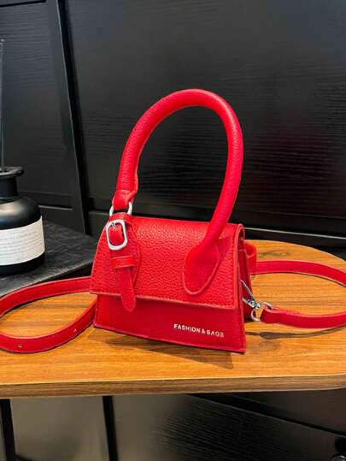 1 Pc New Style Girl s Pu Material Solid Color Letter Handbag Adjustable Shoulder Strap Can Be Shouldered Or Cross Body Magnetic Buckle Closure Fashionable Exquisite And Beautiful Simple And Versatile