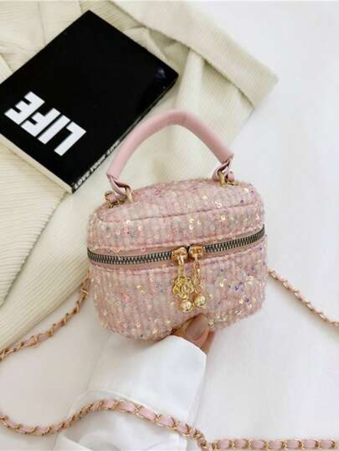 1pc Bucket Bag Diamond Bag High End Parent Child Handbag Fashionable Personalized Multifunctional Bag Cartoon Cute Flower Sequin Chain Handbag Niche Design Shoulder Crossbody Suitable For Shopping Tra