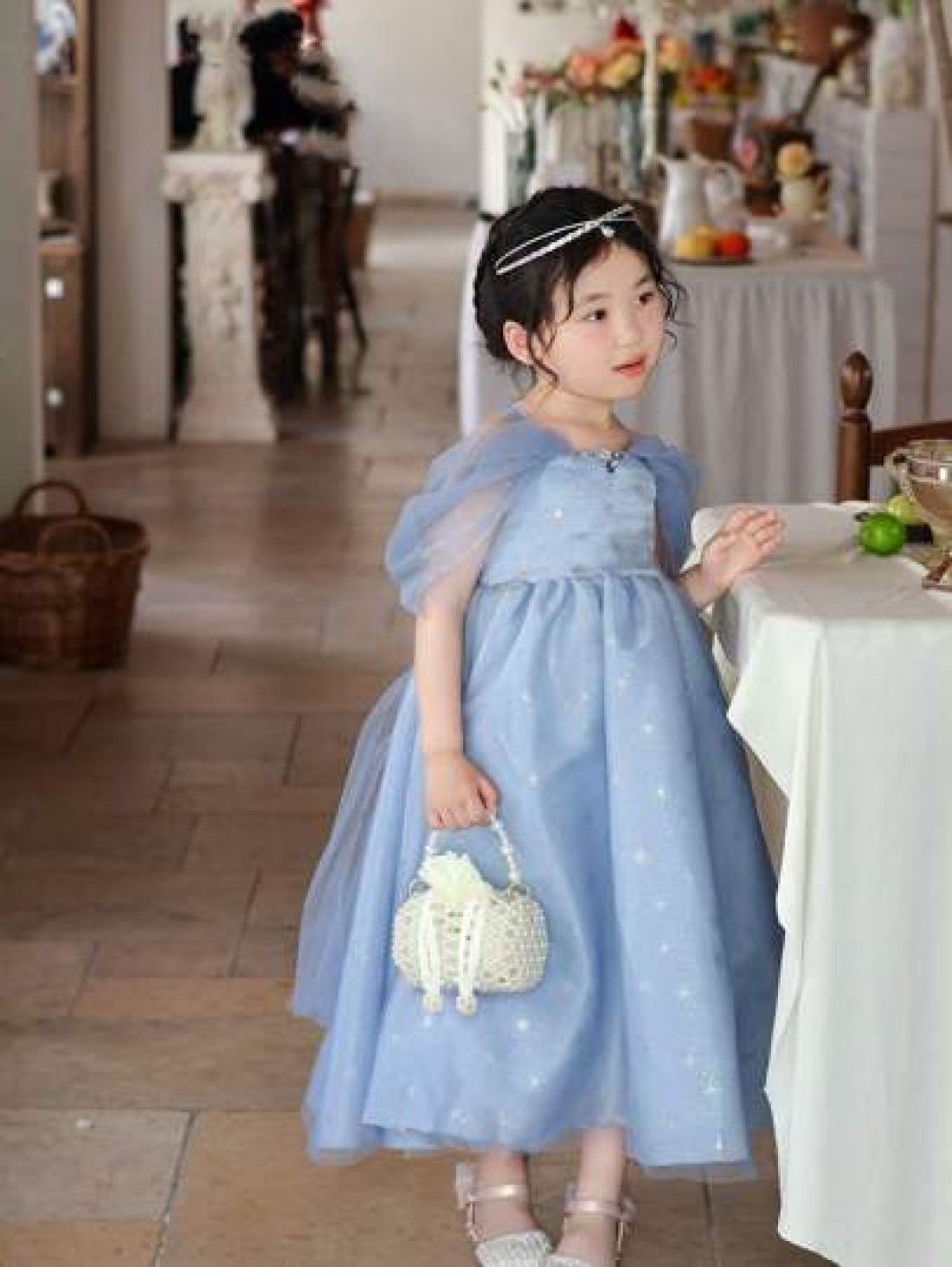 1pc Girls Pearl Drawstring Closure Cute Handbag White Beaded Crossbody Bag Suitable For Spring Summer