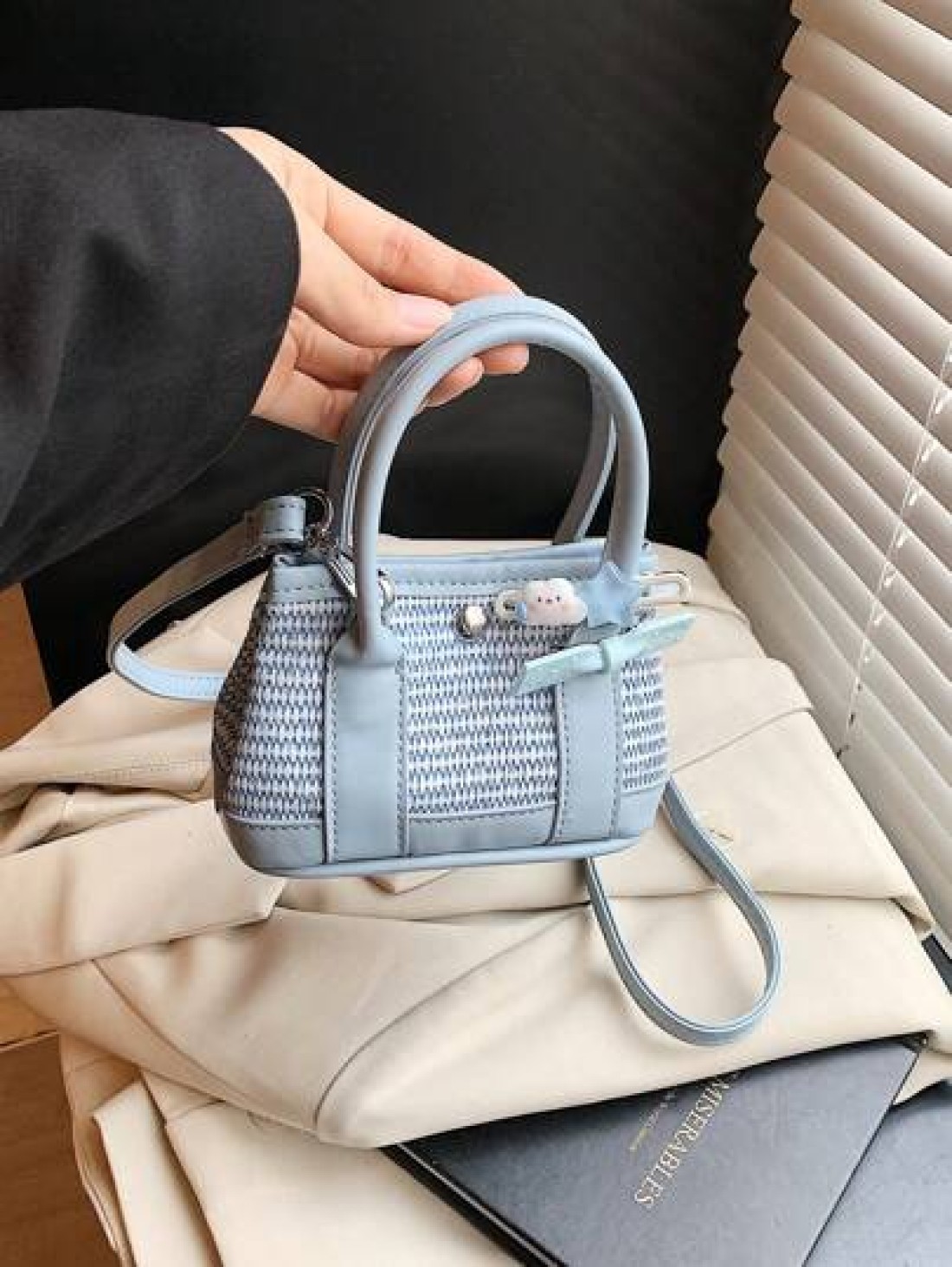 1pc Sweet Handbag Pu Magnetic Opening And Closing New Garden Bag Mini Cute Shoulder Messenger Bag Female Niche High End Small Hand Held Comfortable Shoulder Strap Suitable For Daily Travel And Shoppin