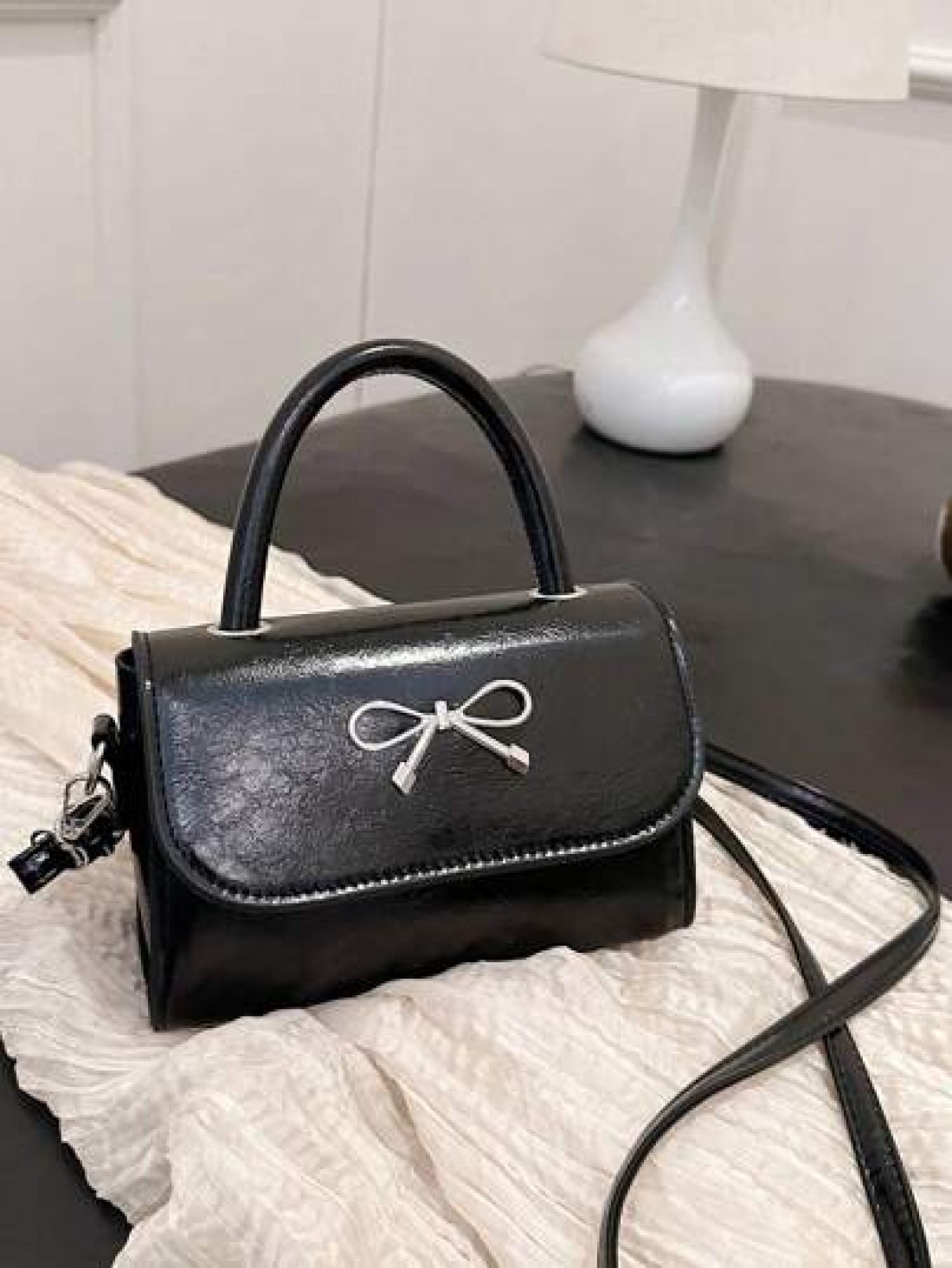 1pc Gentle And Sweet Bow Fashion Handbag Versatile Ins Shoulder Crossbody Bag Stylish And Gentle Small Square Bag With Bow Decoration Pu Material Magnetic Buckle Closure Crossbody Bag High End Solid C