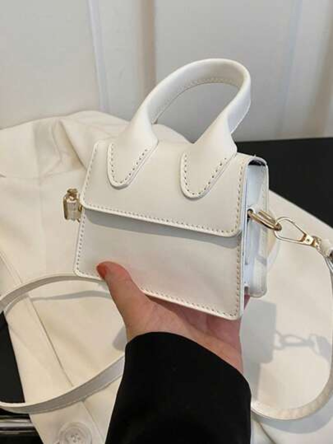 1 Pc New Model Girl s Retro Solid Color Handbag Made Of Pu Material Magnetic Opening And Closing Design Small And Light Simple And Casual A Must Have For Daily Outings