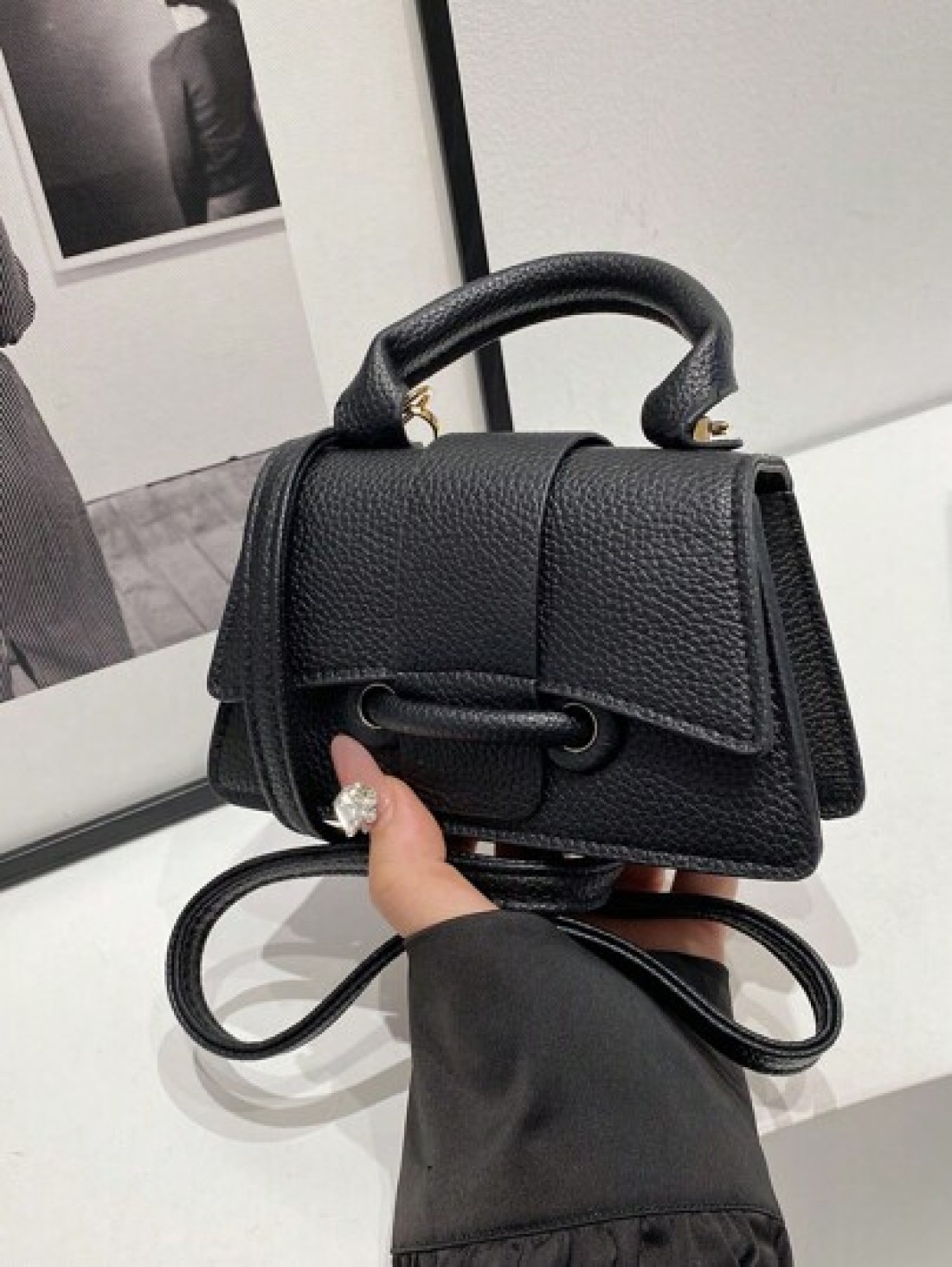 1pc Pu Magnet Closure Fashionable Solid Color Lychee Pattern Handbag Niche Design Stylish Shoulder Crossbody Bag Suitable For A Variety Of Occasions Adjustable Shoulder Straps Are Versatile And Not Pi