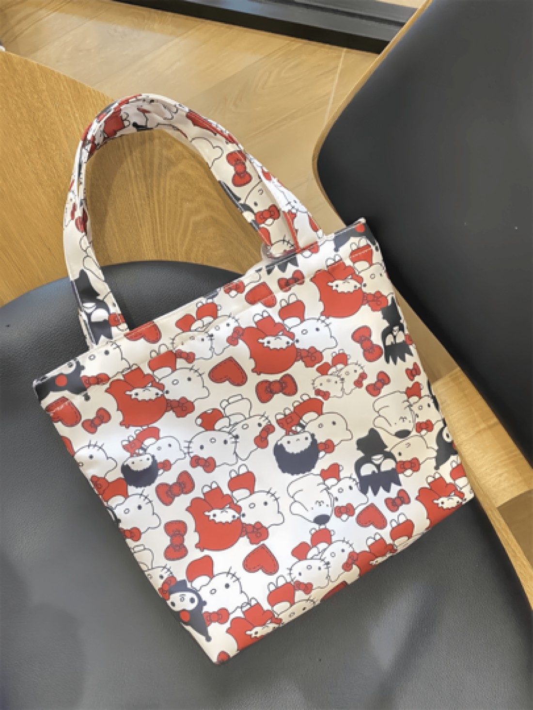 Sanrio Sanrio HELLO KITTY Women s Cute Cartoon Canvas Tote Bag Zipper Design High Quality Multi Function Storage Bag School Backpack Outdoor Bag Decorative Bag Shopping Bag Women Gift Graduation Mothe