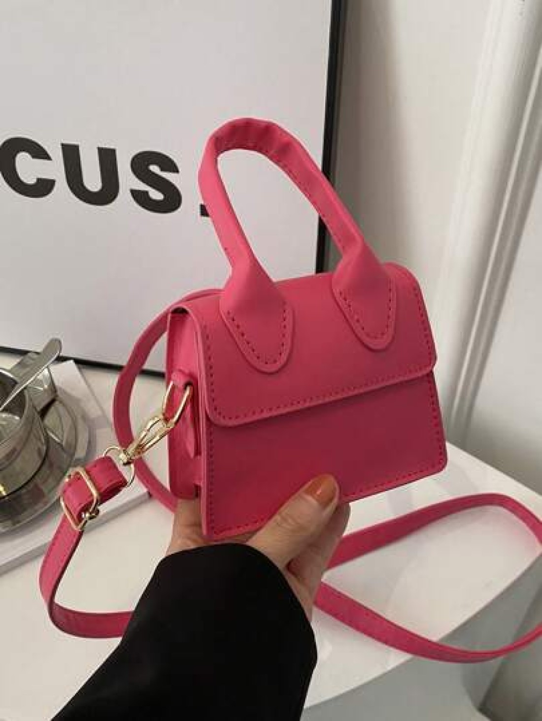 1pc Solid Color PU Flap Closure Mini Handbag Fashionable Retro Tote Shoulder Crossbody Square Bag Suitable For Daily Use