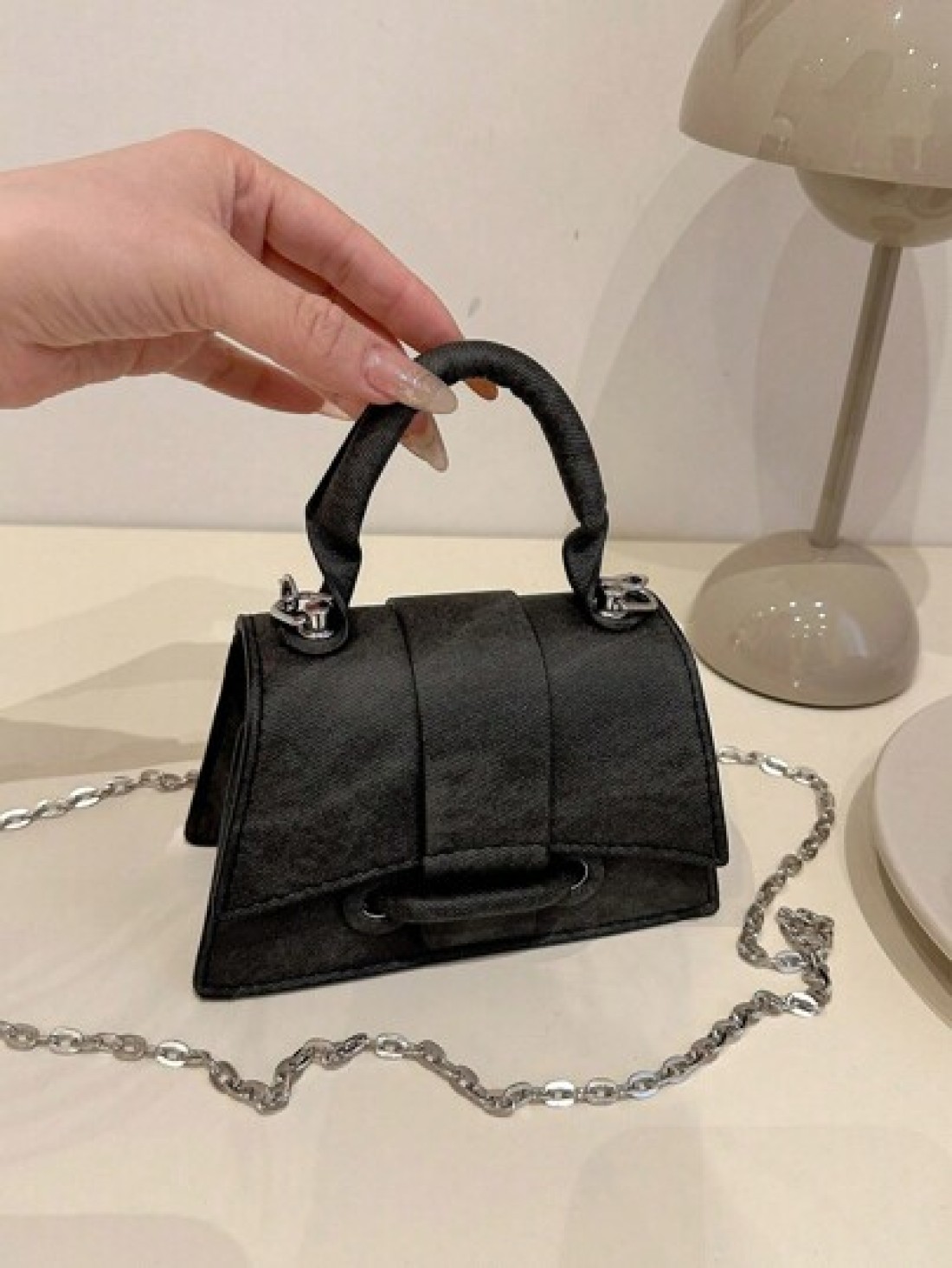 1pc Retro Korean Style Handbag Personalized Fashion Simple Temperament Shoulder Crossbody Small Square Bag Pu Material Magnetic Buckle Closure Adjustable Shoulder Strap Suitable For Teenagers Shopping