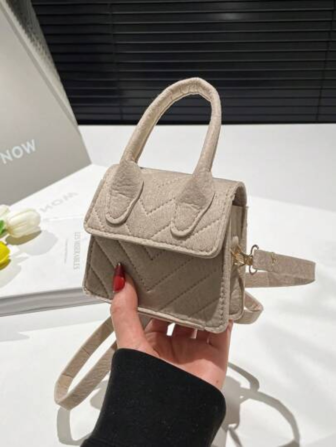 1 Piece Of Magnet Closure Fashionable Diamond Grid Mini Candy Color Handbag Niche Design Highly Attractive Versatile Adjustable Shoulder Strap Shoulder Messenger Bag Suitable For Teenagers To Travel S