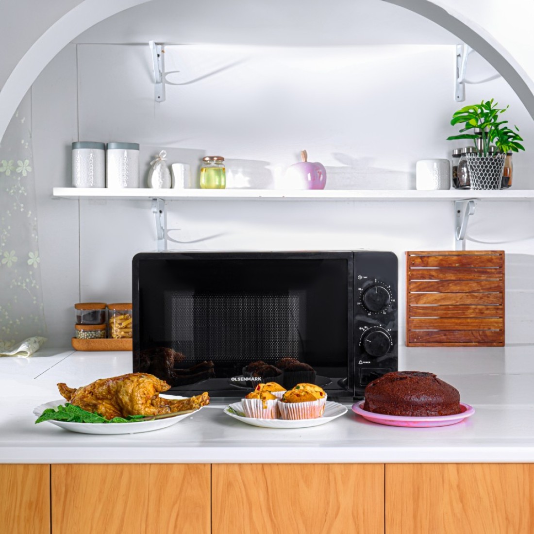 Olsenmark 20 l Microwave Oven- OMMO2343W/ 5 Multiple Power Levels with Easy Controls and Cooking End Signal/ Perfect for Reheating, Defrosting, Cooking, etc./ Black, 2 Years Warranty
