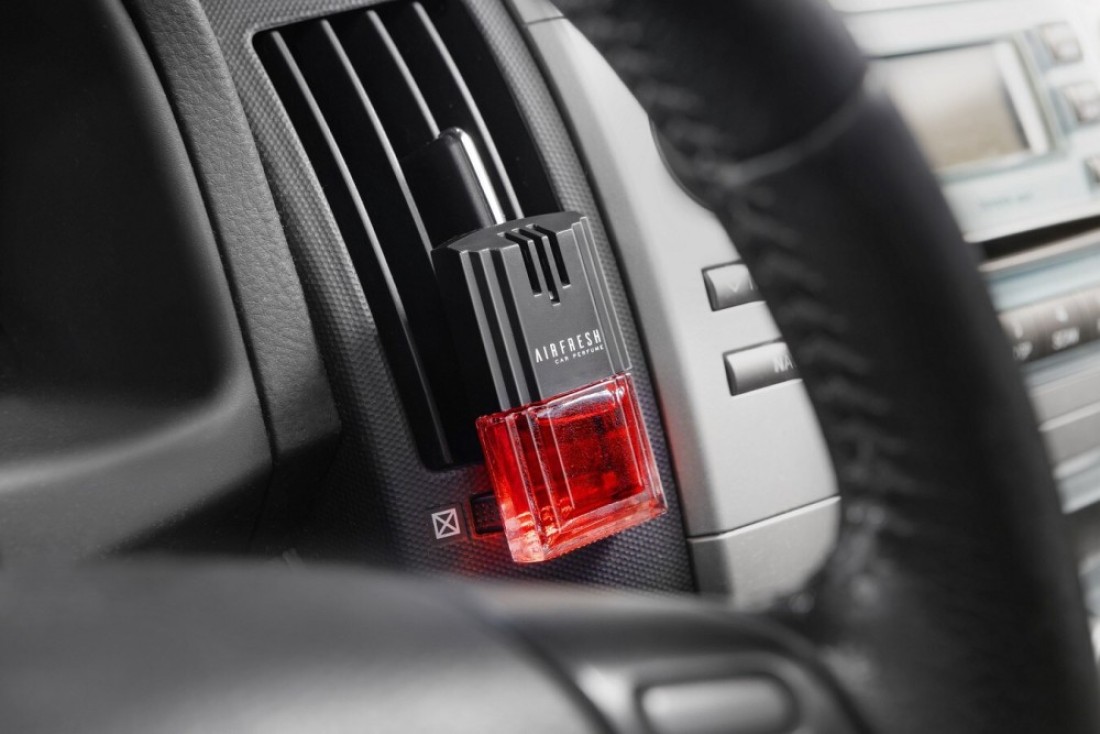 Airfresh Strawberry Car Perfumes
