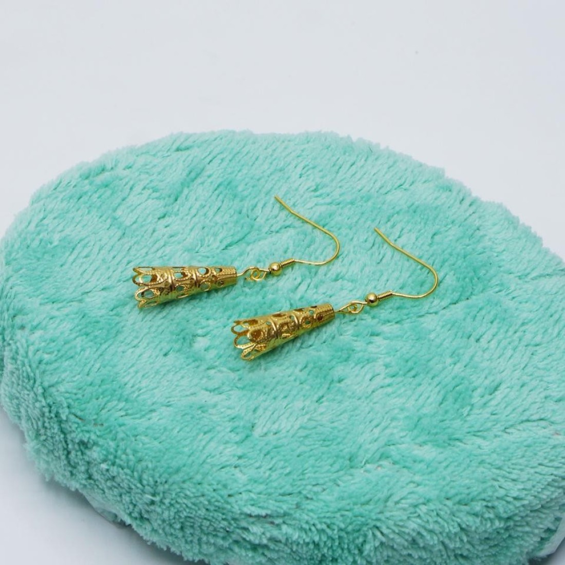 Aiwanto Small Hanging Earring for Daily Wear Office Party Earring (Gold)