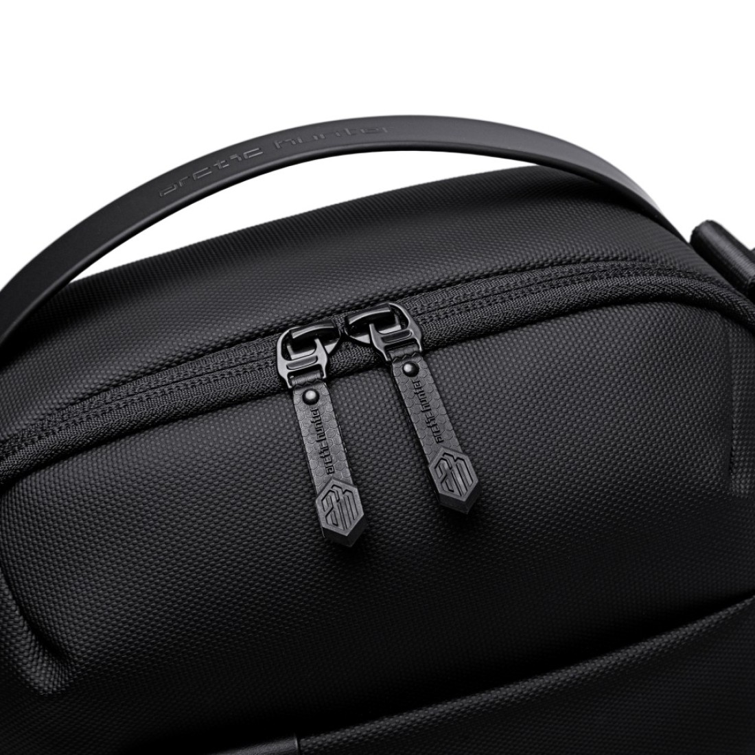 Arctic Hunter Unisex Side Sling Bag Water Resistant Anti-Theft Small Daypack Crossbody Bag for Travel Office Business K00579 Black