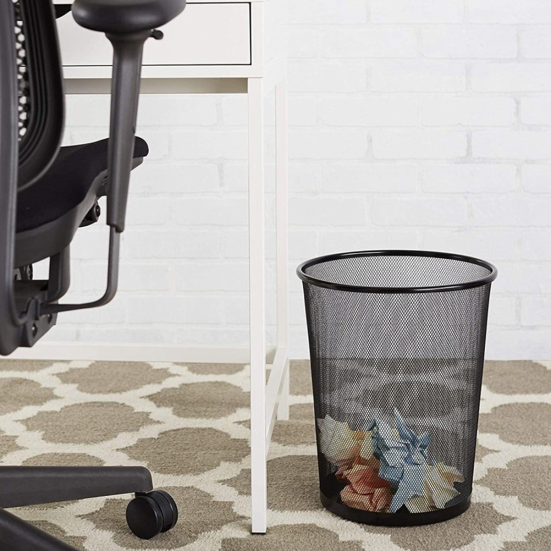 AL ARQAM Black Metal Mesh Waste Paper Bin Wastebasket Trash Can Circular Garbage Bin for Office, Living Rooms, Bedrooms