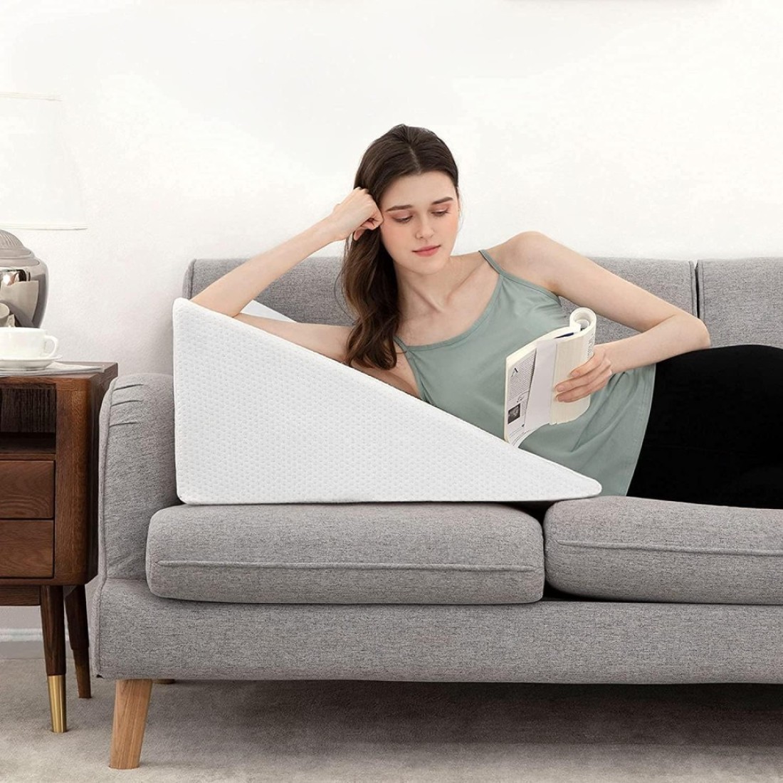 Vital Orthopedic Bed Wedge Pillow With HD Foam Top Elevation For Sleeping, Acid Reflux, Heartburn, Anti Snoring And Gerd Pillow - Ideal For Neck Pain, Back Support (W 65 X L 65 Cm, Standard: 8&amp;quot;)