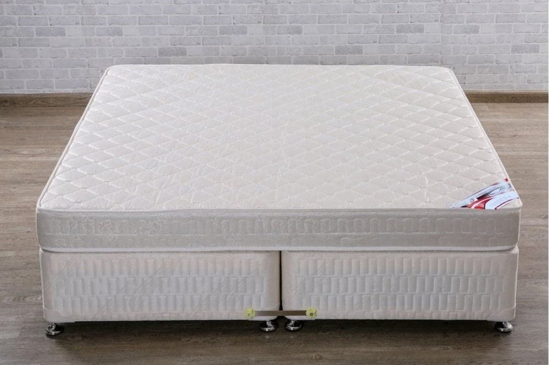 Galaxy Design Medical Mattress White Color - Queen Size ( L x W x H ) 190 x 150 x 10 cm - 1 Year Full Warranty.