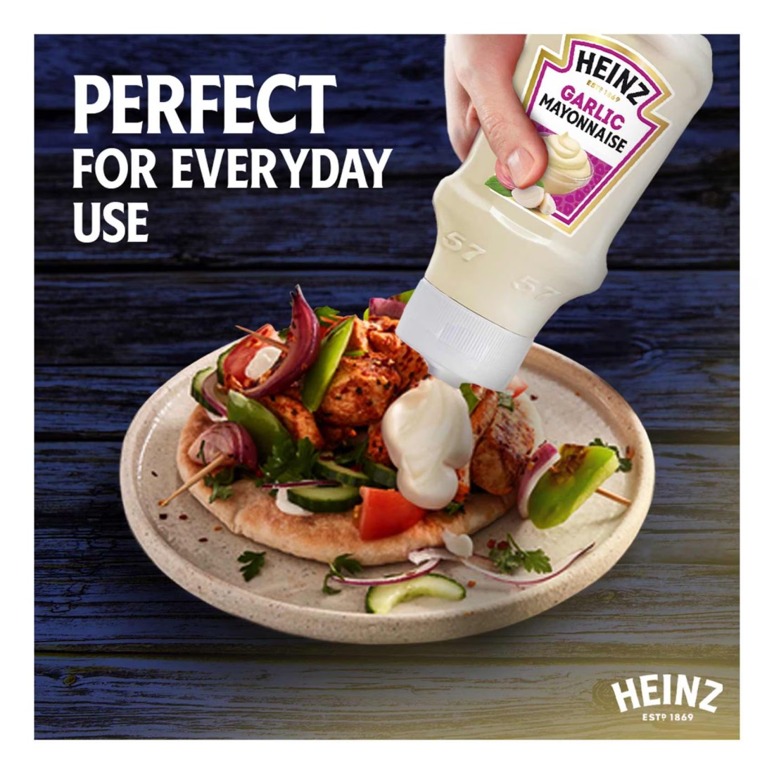 Heinz Mayonnaise Garlic Top Down Squeezy Bottle 225ml