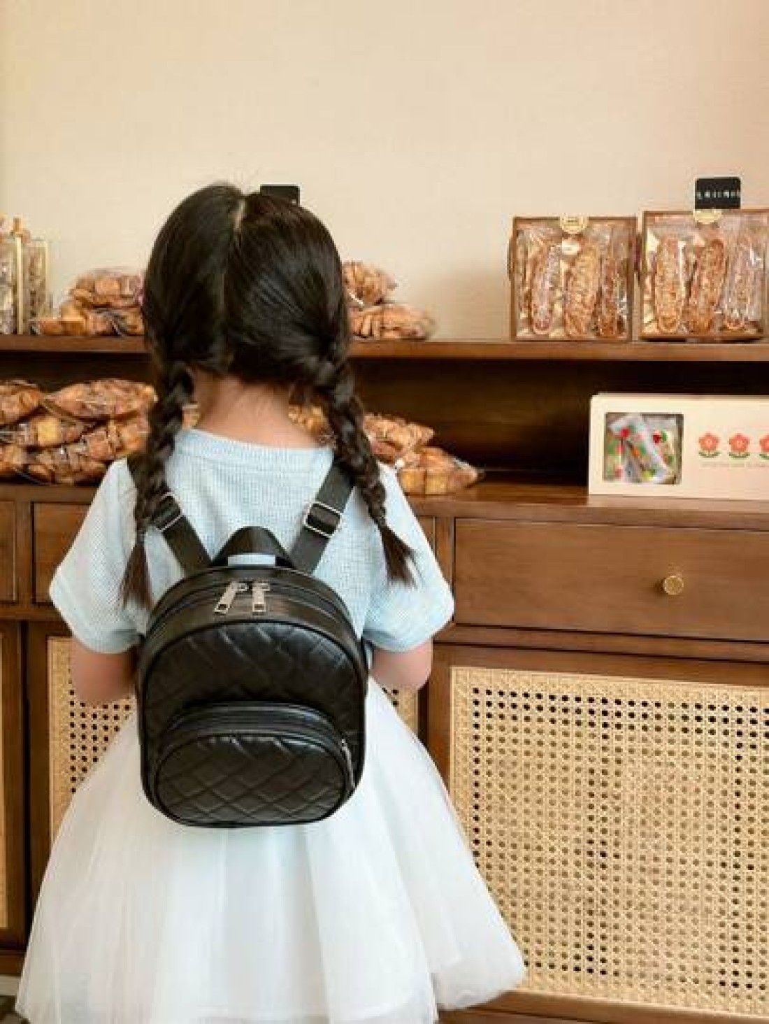 1pc Girls PU Leather Backpack Fashionable Quilted Embroidery Casual Travel Mini Backpack With Zipper Closure Ideal Gift Choice For Outdoor Shopping All Season