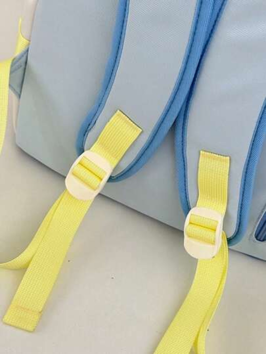 Back To School Classic Fashion Casual High Capacity Durable Portable Travel Backpack Suitable For Any Occasion