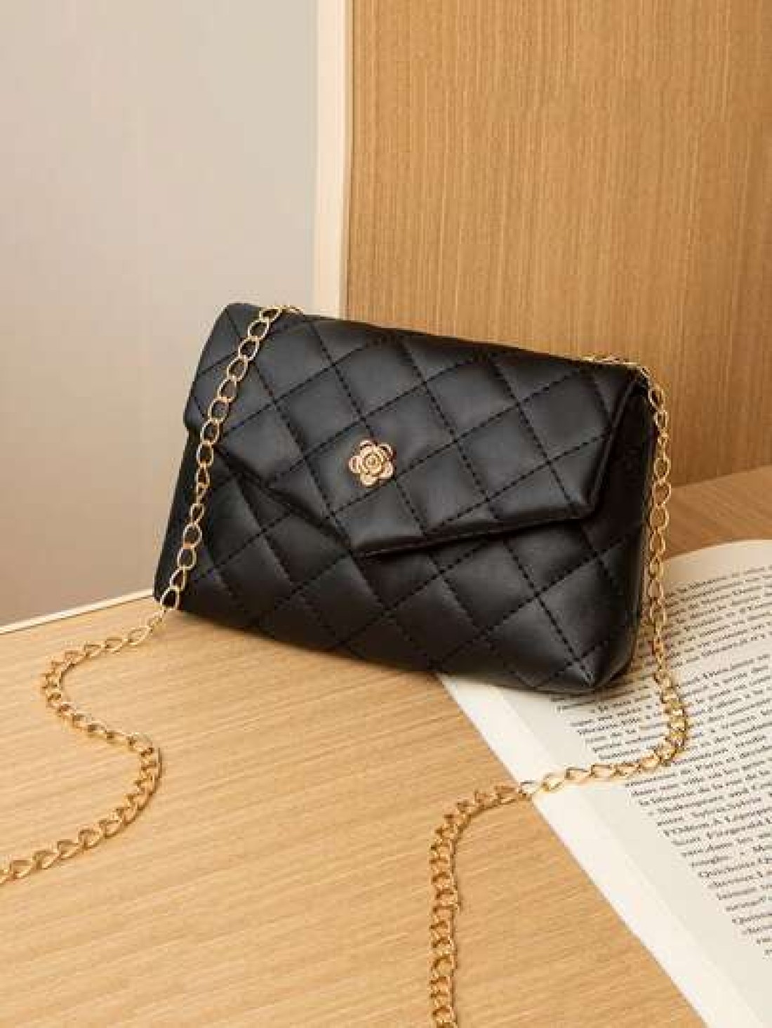 1pc Girls Quilted Casual Fashion Flap Chain Crossbody Bag Small Shoulder Bag Suitable For Daily Use And Vacation Ideal Gift Choice