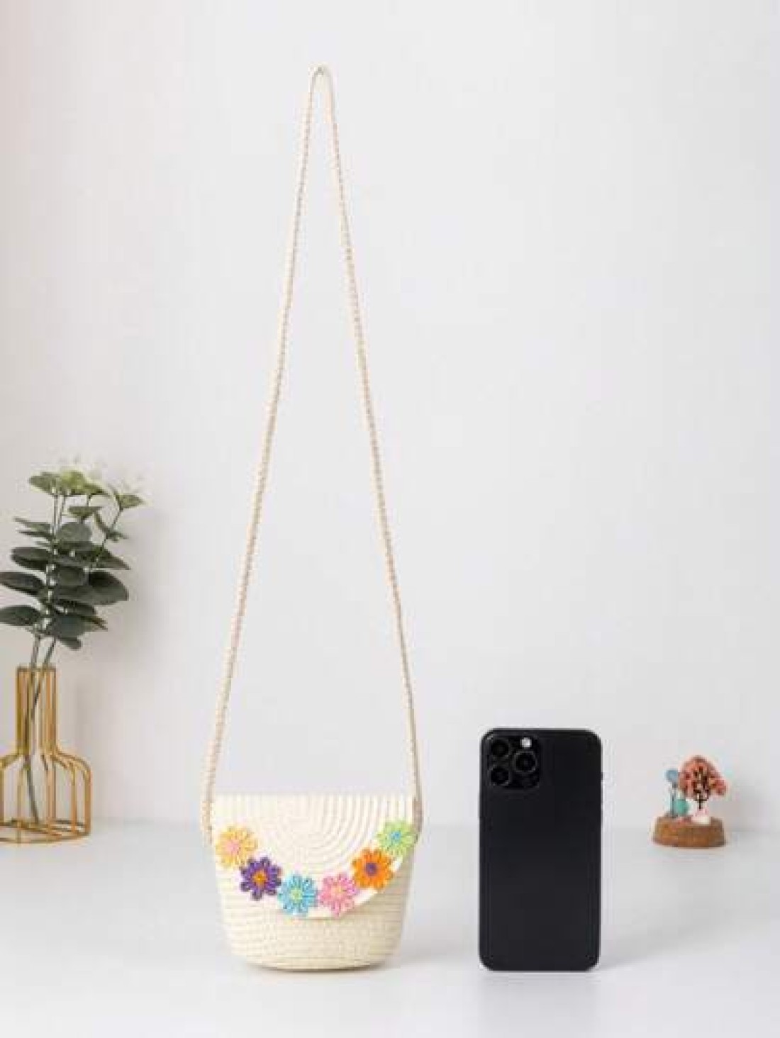 A Mini Children s Straw Bag Flap Bag Crossbody Bag Shoulder Bag Beach Bag Embroidered Applique Bag
